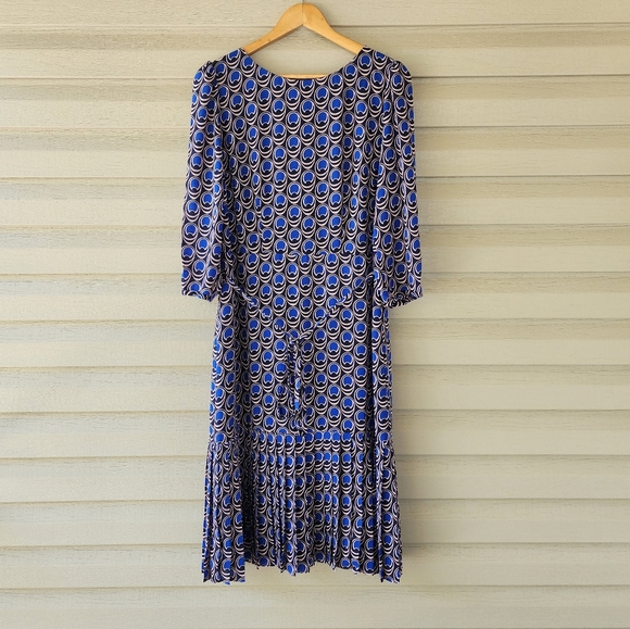 Boden Casey pleated blue printed midi dress - Picture 4 of 15